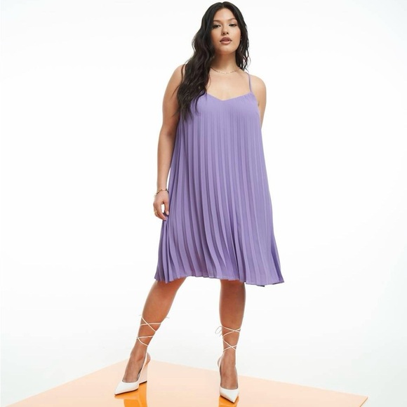 Elegant Purple Pleated Dress - Picture 1 of 2